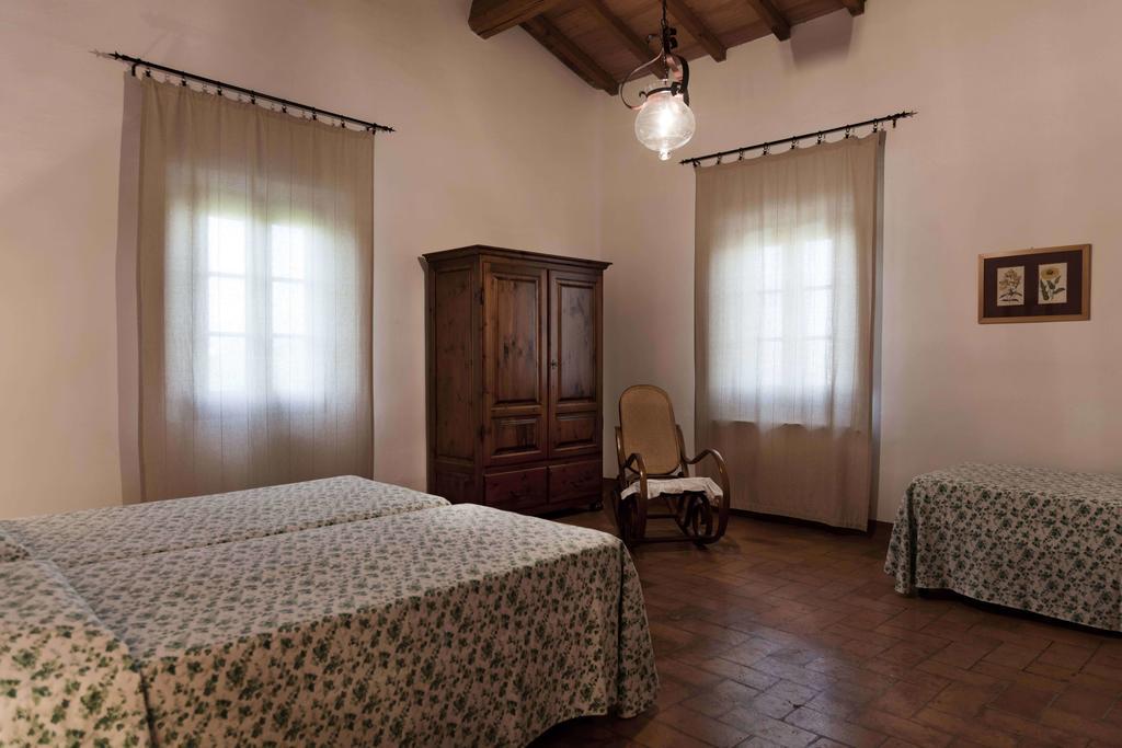 Вилла Tenuta Di Colle Alberti Agriturismo Черрето-Гвиди Номер фото